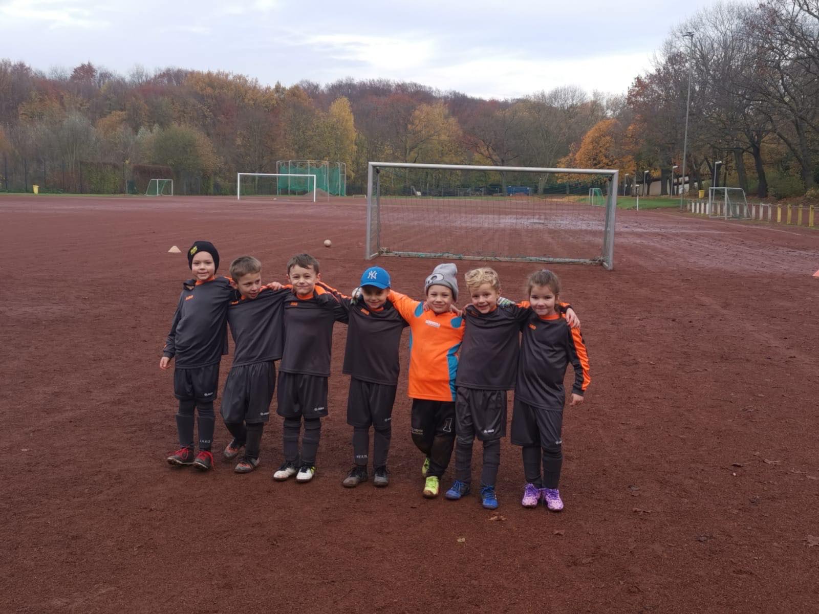 Riesen Lob an die 7 kleinen Kämpfer unserer Minis - Wacker Gladbeck